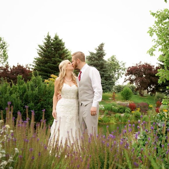 Meet your Posher, Lauren - Picture 1 of 1